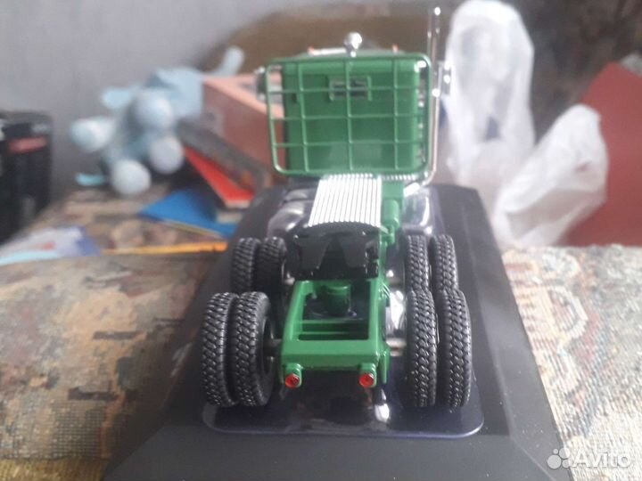 Модель грузовика peterilt 281