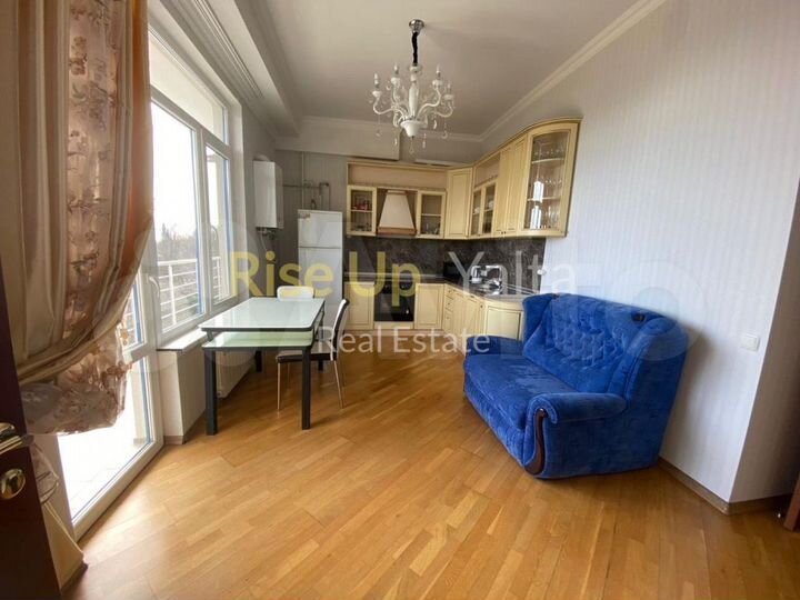 2-к. квартира, 70 м², 3/9 эт.