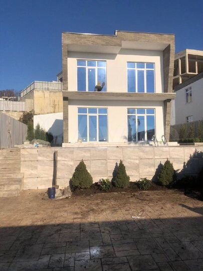 Дом 347,6 м² на участке 27,1 сот.