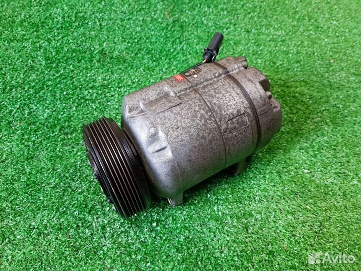 Компрессор кондиционера Гольф 4 Октавия