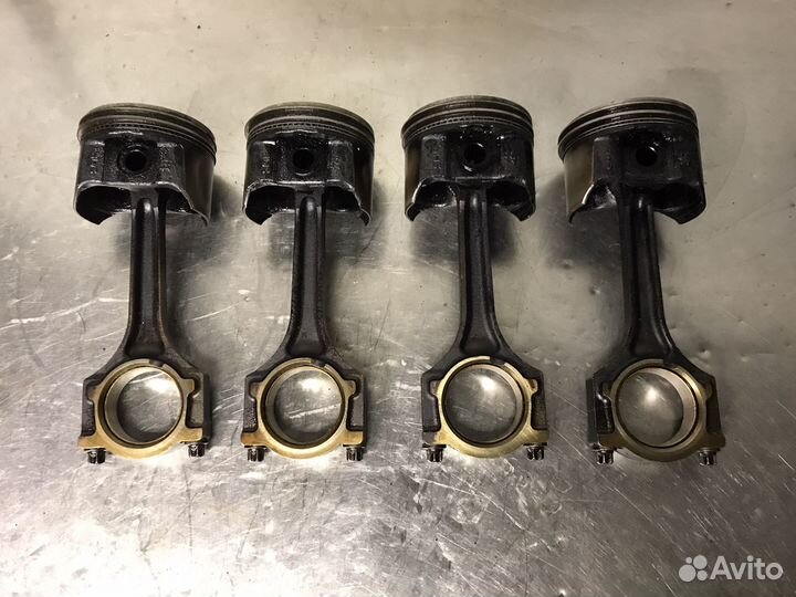 Поршень+шатун 1.4 Ford Focus 2 Fusion Fiesta