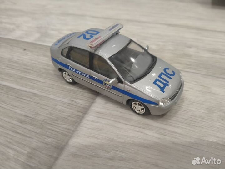 Модели автомобилей Cararama 1:43