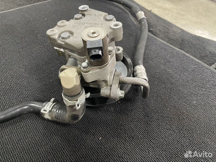 Насос гур Mercedes Benz A0064666801 оригинал