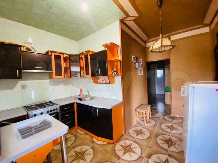 3-к. квартира, 68 м², 2/2 эт.
