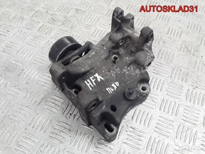 Кронштейн генератора Peugeot 206 1,1 HFX 5706J2