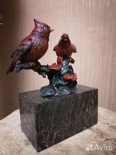 Птицы на ветке бронза Европа клеймо