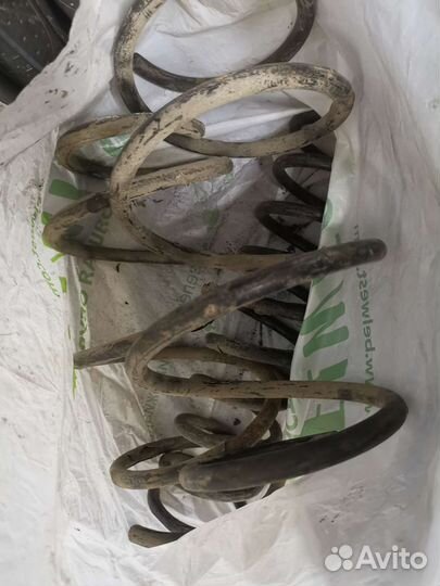 Пружины Бмв е39 перед 2шт зад 1шт