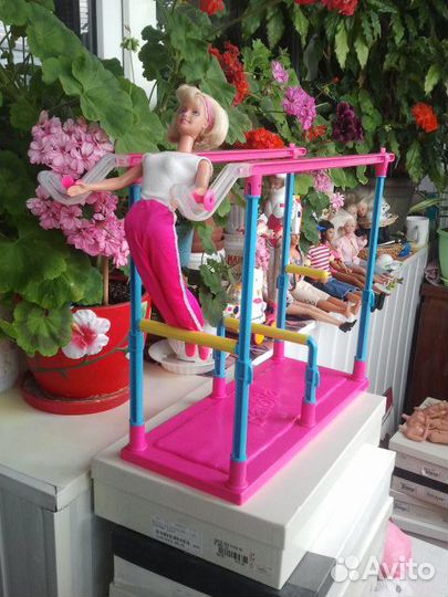 Барби-гимнастка,доктор из 90х винтаж