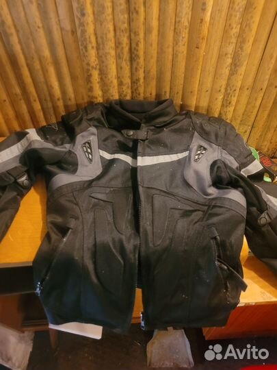 Мотокуртка