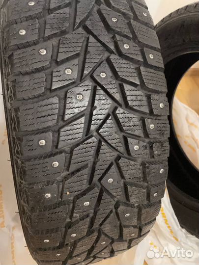 Dunlop Grandtrek Ice 02 235/55 R18 104T