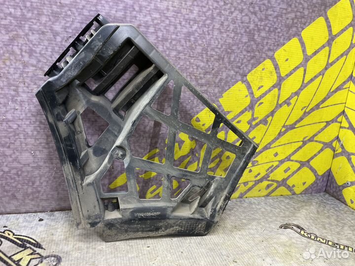 Направляющая заднего бампера левая Golf Гольф 5