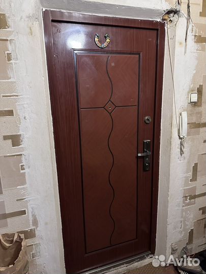 Металлическая дверь бу