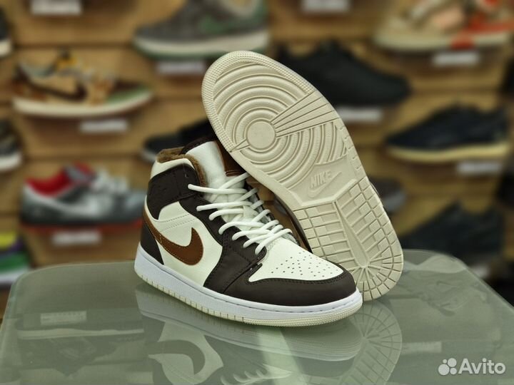 Кроссовки Nike утеплённые