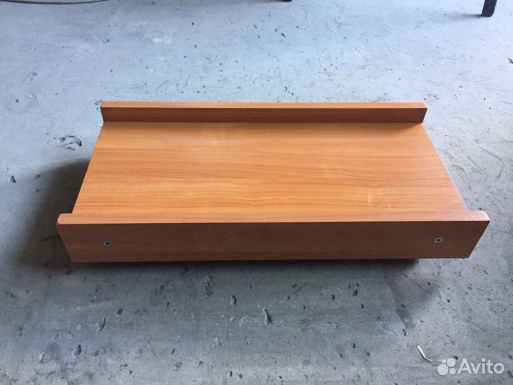 Подставка на колёсиках под компьютер