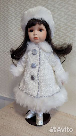 Кукла фарфоровая коллекционная