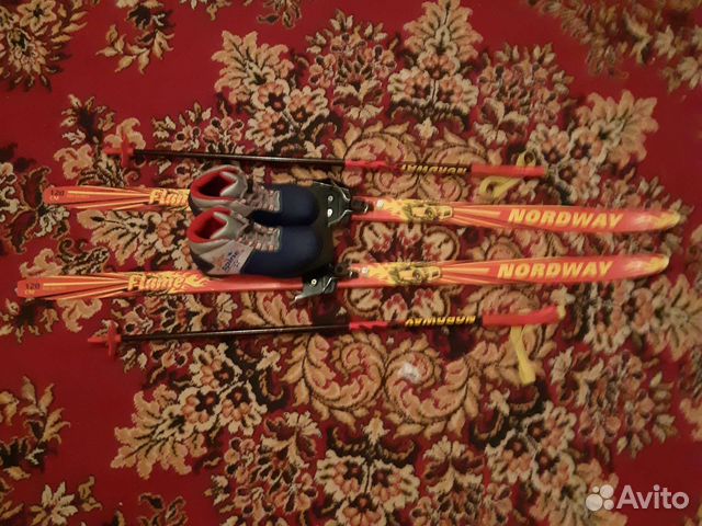 Беговые лыжи