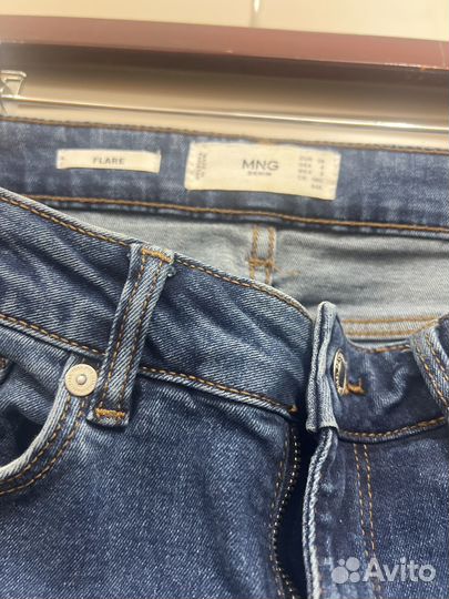 Джинсы mango