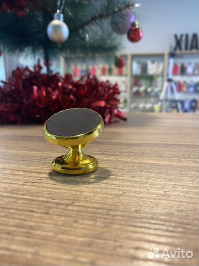 Держатель автомобильный магнитный стенд