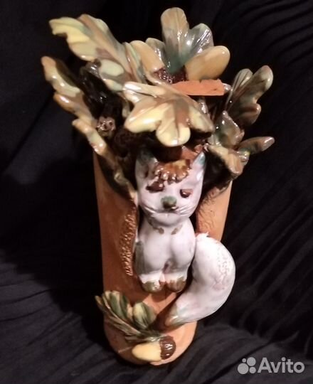 Цветок с кошечкой - керамика