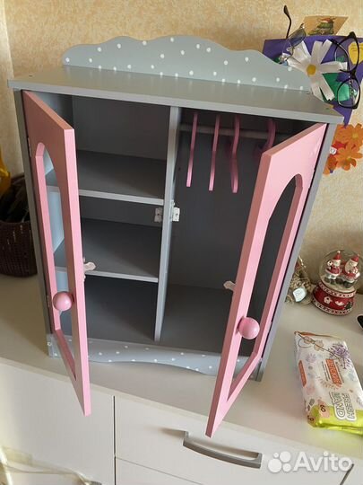 Деревянный шкаф для одежды, кукольный