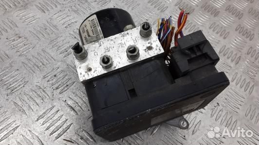 Блок ABS BMW 3 E90/E91 (80X13KW01)