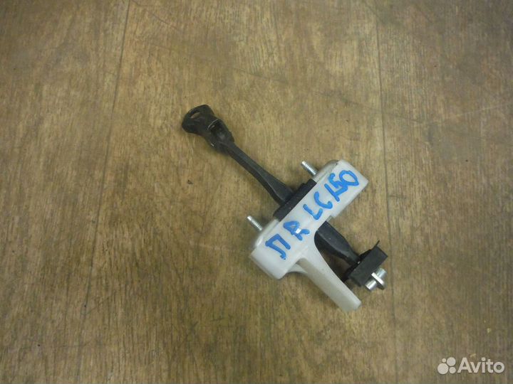 Ограничитель двери задней левой Prado 150 2018