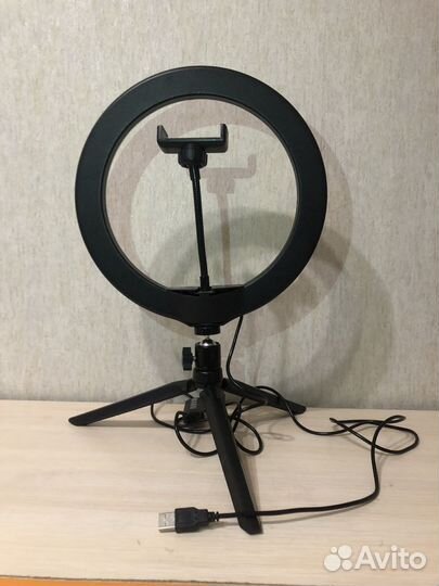 Кольцевая лампа со штативом