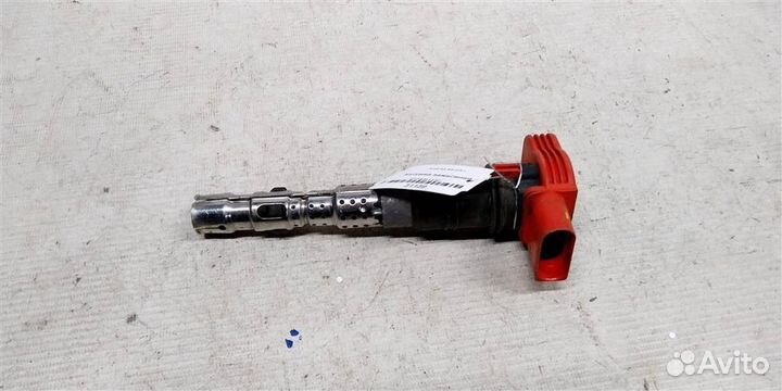 Катушка зажигания Audi A4 B8 07-12г