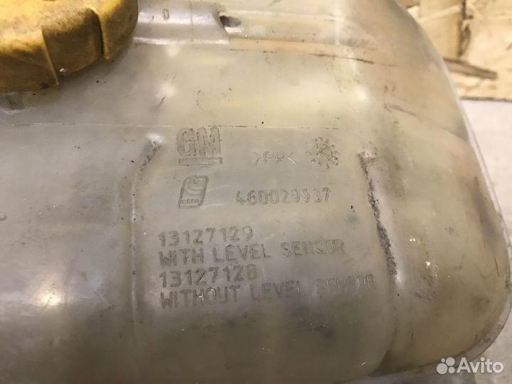 Бачок расширенный Опель Зафира Б