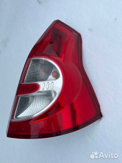 Фонарь заднего хода задний правый Renault Sandero