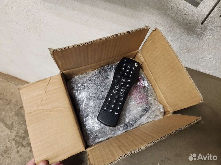 Беспроводные наушники и пульт General Motors