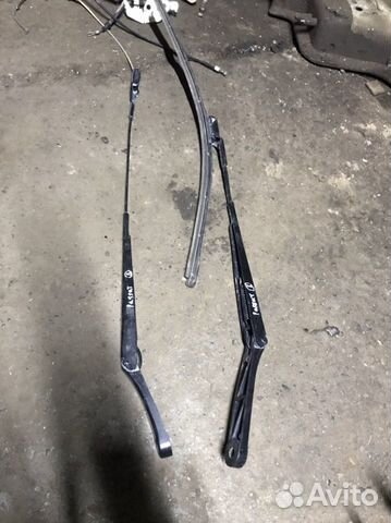 Поводок дворника пассат b6