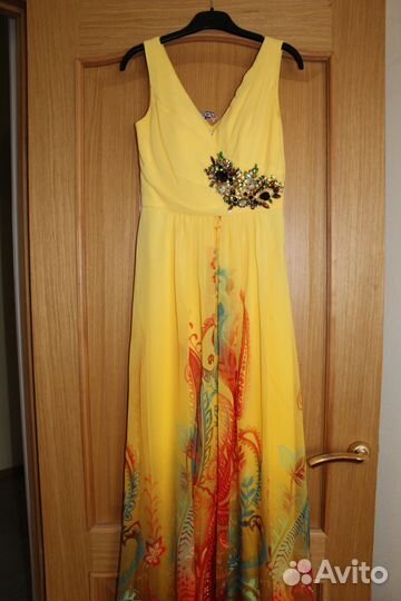 Платье Mona Kalin Италия