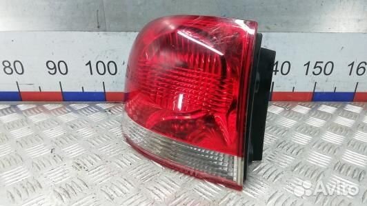 Фонарь задний левый volkswagen touareg 7L (7UK02MX