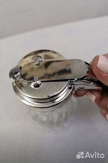 Сахарница стеклянная с дозатором