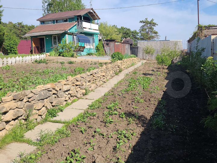 Дом 40 м² на участке 8 сот.