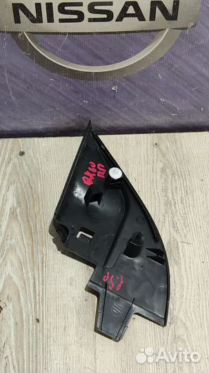 Уголок накладка зеркала внутри салона infiniti QX6