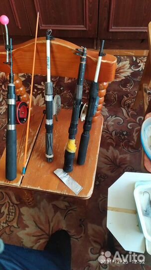 Зимние рыболовные снасти