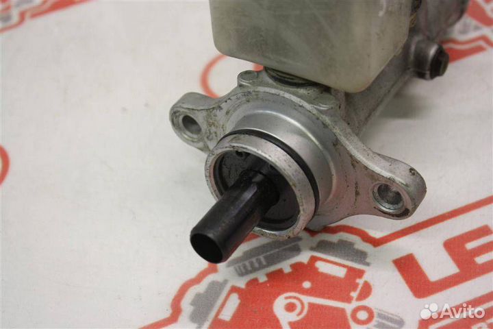 Главный тормозной цилиндр Mazda Capella 7 2001