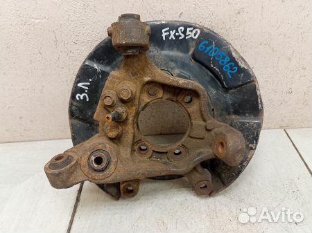 Кулак задний левый