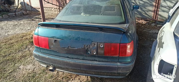 На Ауди 80 в4.100 с4
