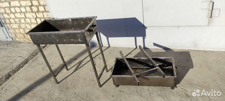 Мангал с съёмными ножками походный