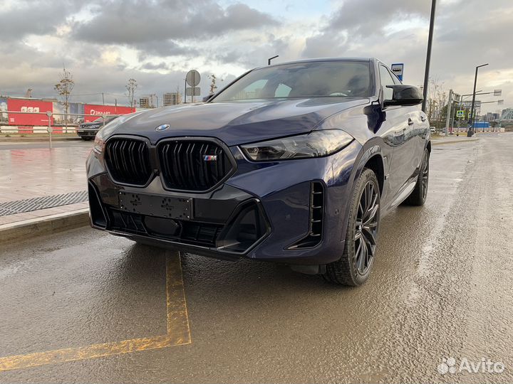 BMW X6 4.4 AT, 2023, 30 км