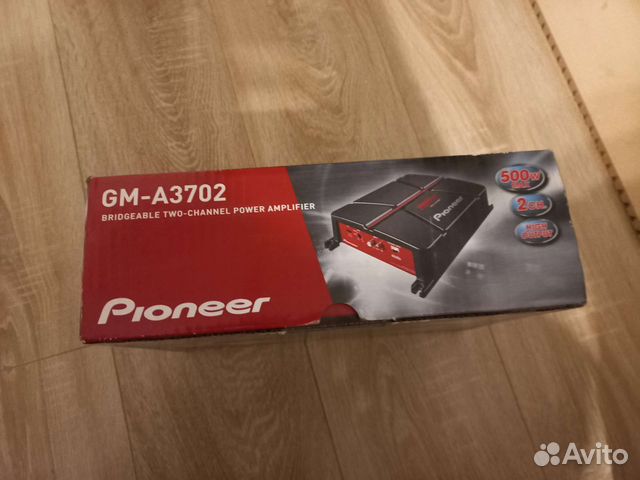 Усилитель звука в автомобили