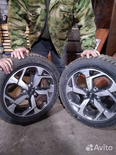 Dunlop SP Winter Ice 03 215/55 R17