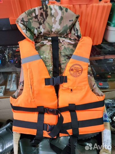 Спасательный жилет сертифицированный