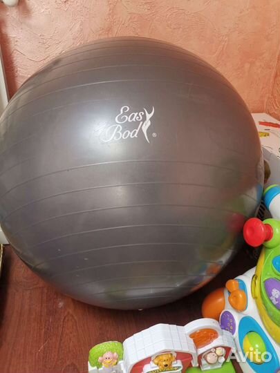Гимнастический мяч