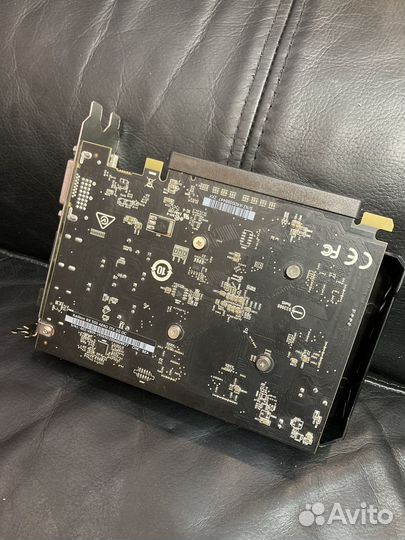 Видеокарта RX550 2GB