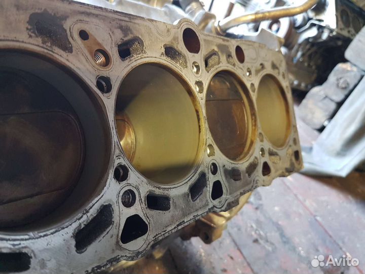 Низ двигателя в сборе 4.2 BFM ауди а8 audi a8