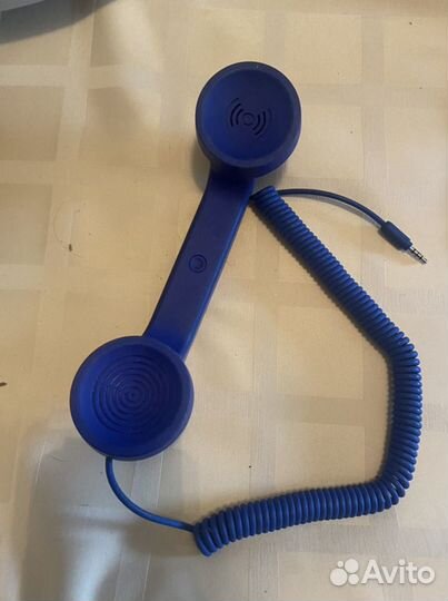 Шнур-держатель для беспроводных наушников